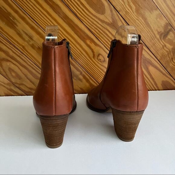 Madewell Billie Ankle Bootie - Picture 4 of 7